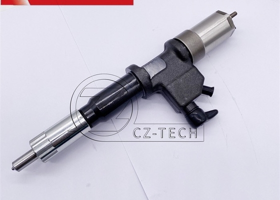 Truck 095000-0303 Diesel DENSO Fuel Injector 1-15300367-3 1-15300367-2 For ISUZU