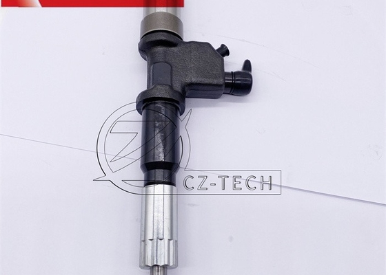 Truck 095000-0303 Diesel DENSO Fuel Injector 1-15300367-3 1-15300367-2 For ISUZU